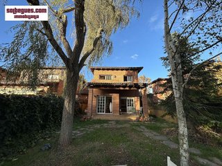 Chalet en venta en Begues