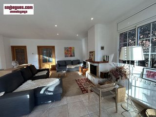 Chalet en venta en Begues