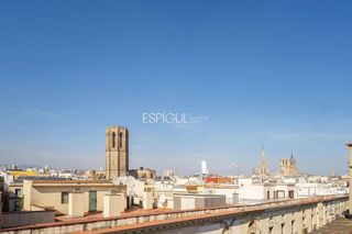 Ático en venta en El Gòtic en Barcelona
