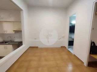 Piso en venta en Porta en Barcelona