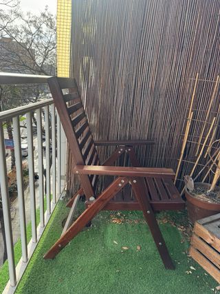 Silla reclinable de madera Namnaro