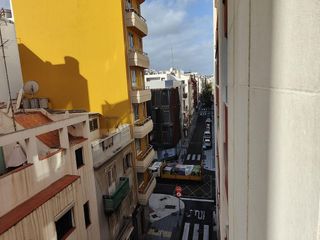 Piso en venta en Santa Catalina - Canteras en Palmas de Gran Canaria(Las)