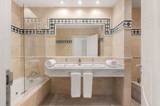 Piso en venta en Puerto Banús en Marbella