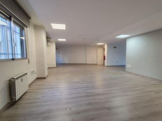 Oficina en venta en Centro en Cáceres