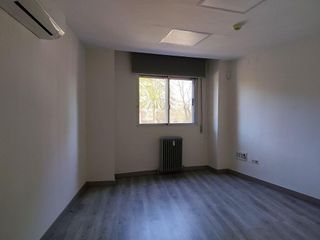 Oficina en venta en Centro en Cáceres