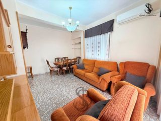 Piso en venta en Los Ángeles en Alicante