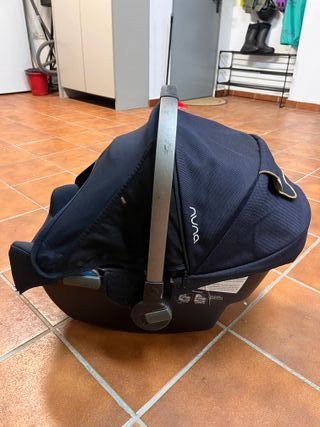 Silla coche bebé con base y adaptadores