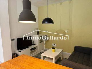Piso en venta en La Goleta - San Felipe Neri en Málaga