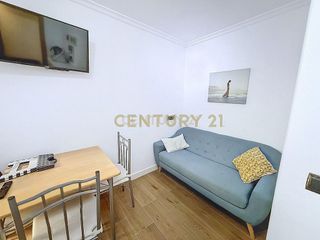 Piso en venta en Puerta Blanca en Málaga