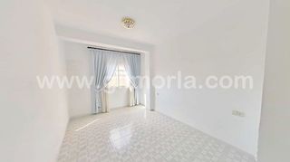 Piso en venta en Camino Viejo de Málaga en Vélez-Málaga