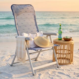 Poltrona Spiaggia Pieghevole con Braccioli 122cm