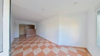 Piso en venta en Playamar en Torremolinos