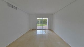 Piso en venta en Paraíso - Atalaya- Benamara en Estepona