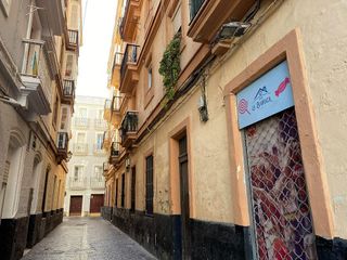 Piso en venta en Ayuntamiento - Catedral en Cádiz