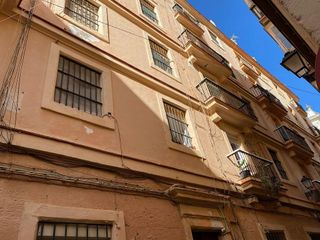 Piso en venta en Ayuntamiento - Catedral en Cádiz