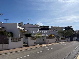 Casa adosada en venta en La Fosca-Cala Margarida en Palamós
