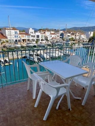 Piso en venta en Empuriabrava en Castelló d´Empúries