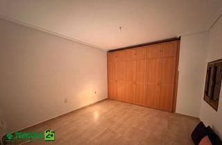 Casa adosada en venta en Manzanares