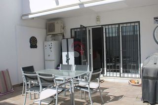 Casa adosada en venta en Las Lagunas en Mijas