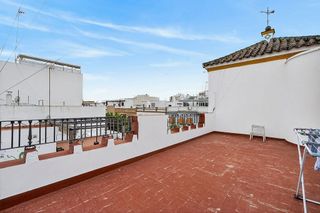 Casa adosada en venta en Nervión en Sevilla