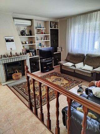 Chalet en venta en La Granja-La Colina-Los Pastores en Algeciras