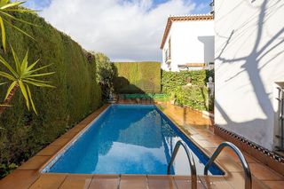 Casa pareada en venta en Zubia (La)