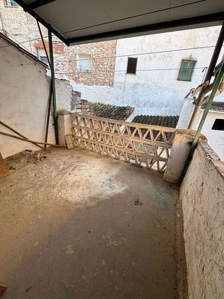 Casa adosada en venta en Beas de Segura