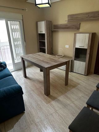 Piso en alquiler en Peñamefecit - Avda Barcelona en Jaén