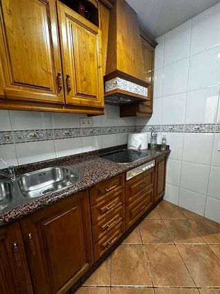 Piso en alquiler en Peñamefecit - Avda Barcelona en Jaén