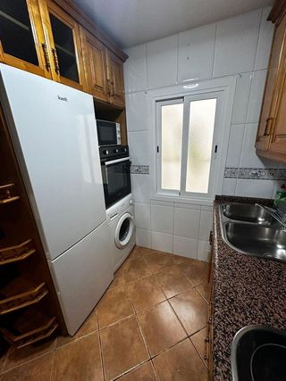 Piso en alquiler en Peñamefecit - Avda Barcelona en Jaén