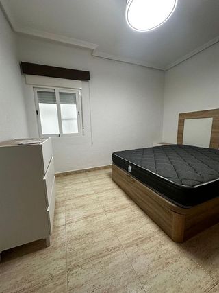 Piso en alquiler en Peñamefecit - Avda Barcelona en Jaén