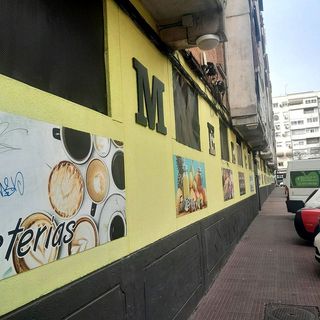 Local comercial en alquiler en Reyes Católicos en Alcalá de Henares