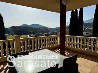 Chalet en venta en Estella/Lizarra