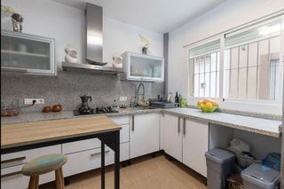 Casa adosada en venta en Otura