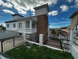 Casa pareada en venta en Viña Málaga en Vélez-Málaga