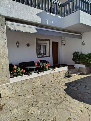Chalet en venta en La Granja-La Colina-Los Pastores en Algeciras