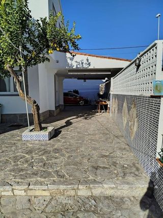 Chalet en venta en La Granja-La Colina-Los Pastores en Algeciras