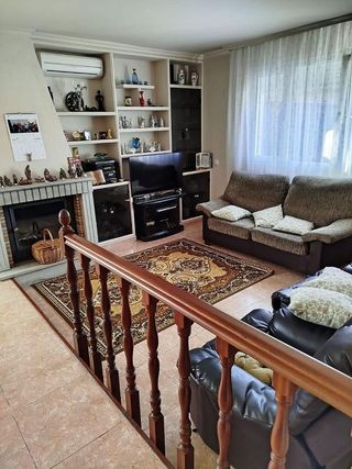 Chalet en venta en La Granja-La Colina-Los Pastores en Algeciras