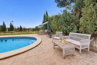 Chalet en venta en Novelda