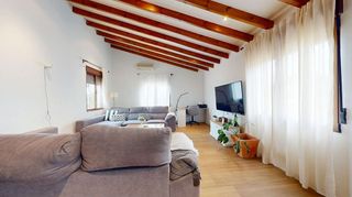 Chalet en venta en Novelda