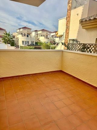 Chalet en venta en Urbanizaciones en Guardamar del Segura