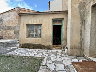 Casa adosada en venta en Pinós