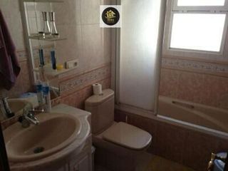 Casa adosada en venta en Peñamefecit - Avda Barcelona en Jaén