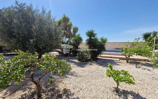 Chalet en venta en Catral