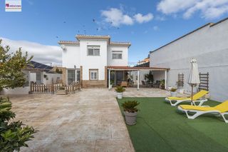 Chalet en venta en Otura