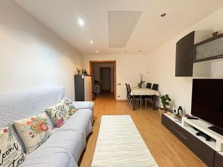 Piso en venta en Sant Vicenç dels Horts