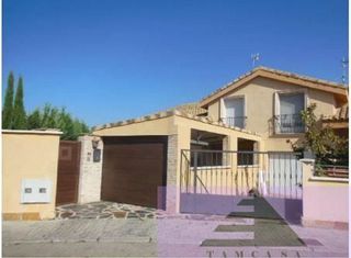 Chalet en venta en Torrecastillo en Seseña