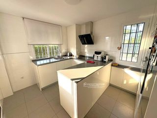 Casa adosada en venta en Aljaraque