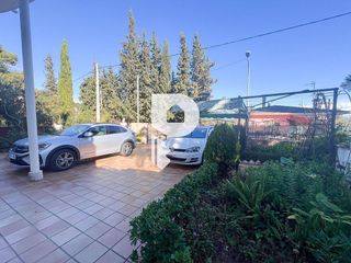 Chalet en venta en Torrelles de Llobregat