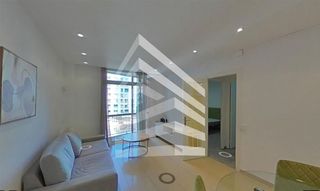 Piso en venta en El Camp de l'Arpa del Clot en Barcelona